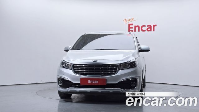 Kia Canival 2016 — photo 3
