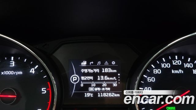 Kia Canival 2016 — photo 8
