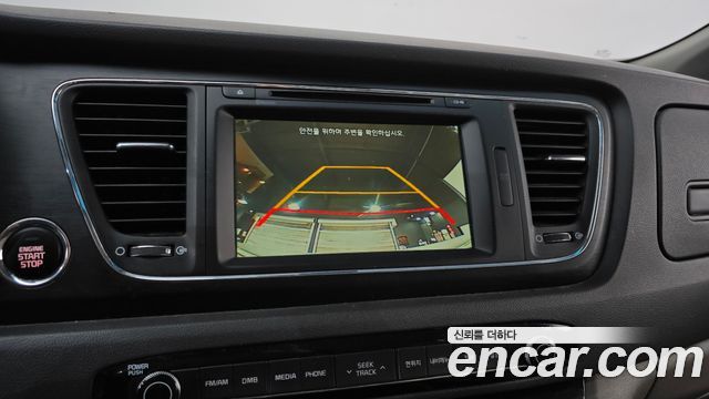 Kia Canival 2016 — photo 15