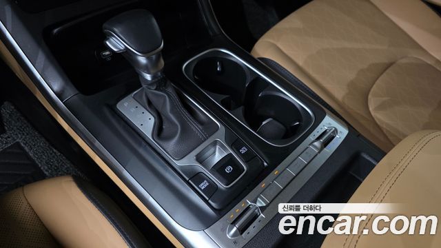 Kia Canival 2022 — photo 9