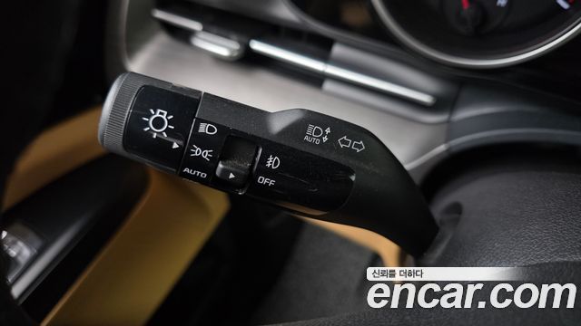 Kia Canival 2022 — photo 12