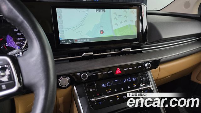 Kia Canival 2022 — photo 13