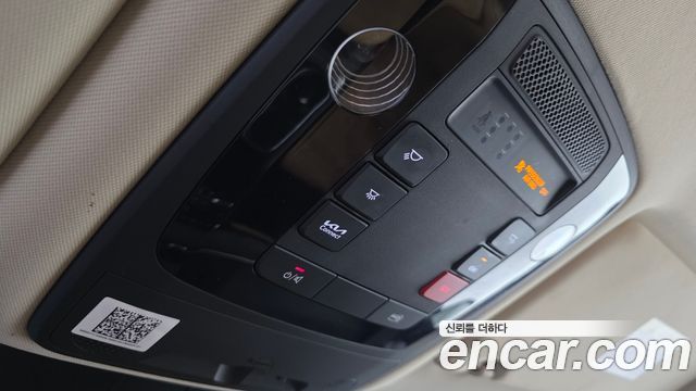 Kia Canival 2022 — photo 16
