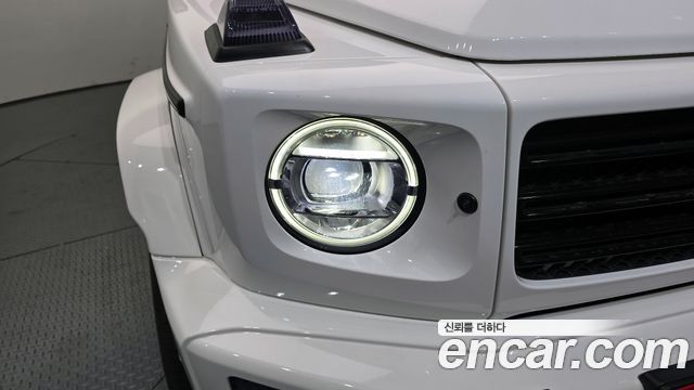 Mercedes-Benz G-Class 2023 — photo 8