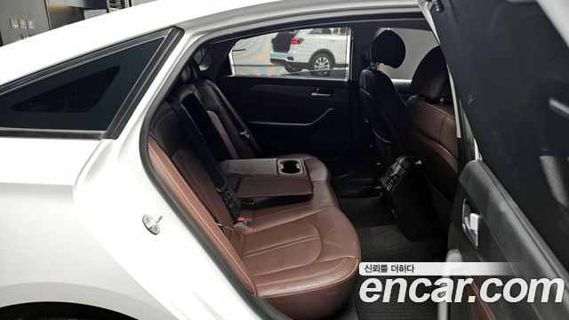 Hyundai Sonata 2017 — photo 17