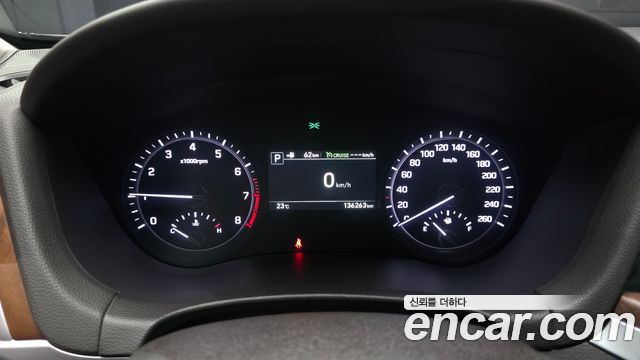 Genesis G80 2017 — photo 8