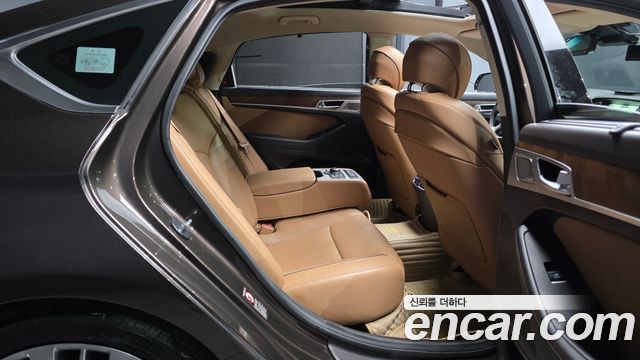 Genesis G80 2017 — photo 12