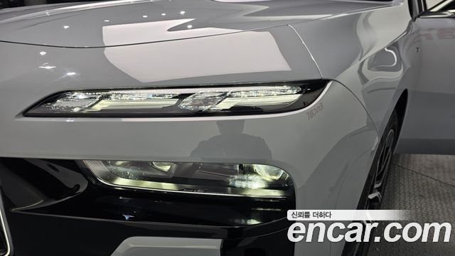 BMW 7-Series 2024 — photo 8
