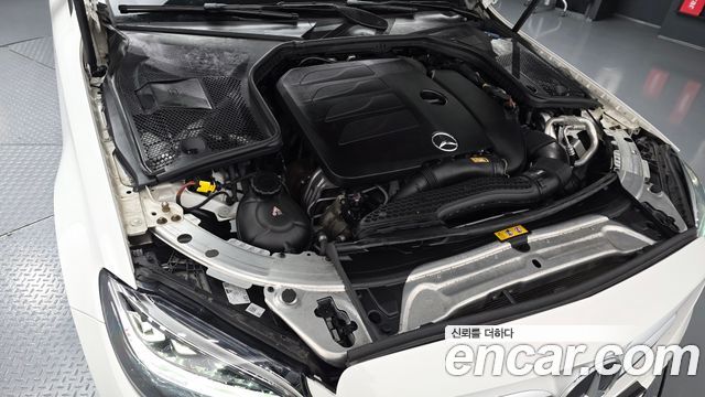 Mercedes-Benz C-Class 2020 — photo 6