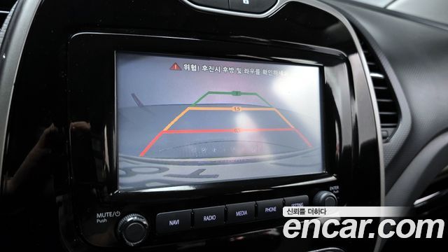 Renault Korea QM3 2015 — photo 15