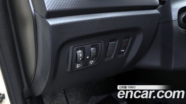Renault Korea QM3 2015 — photo 16