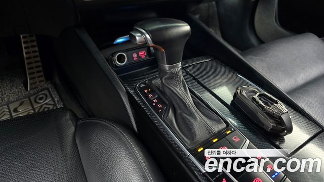Kia K7 2016 — photo 9