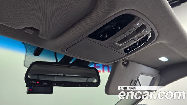 Kia K7 2016 — photo 20