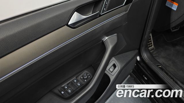 Volkswagen Arteon 2019 — photo 35