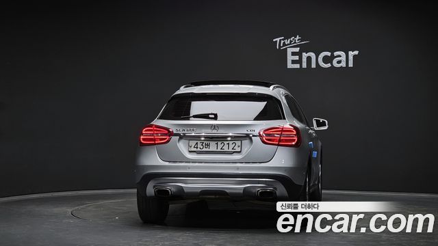 Mercedes-Benz GLA-Class 2015 — photo 4