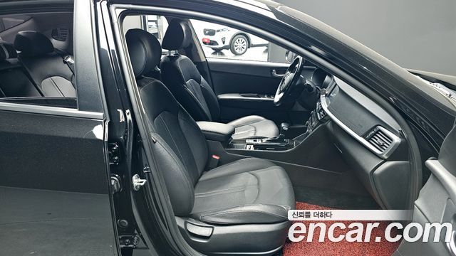 Kia K5 2020 — photo 10
