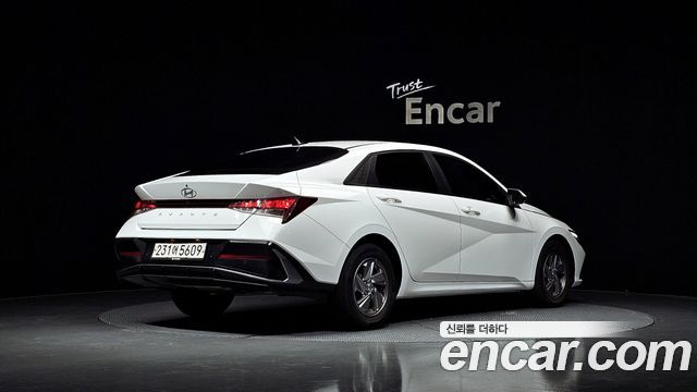 Hyundai AVANTE 2024 — photo 2