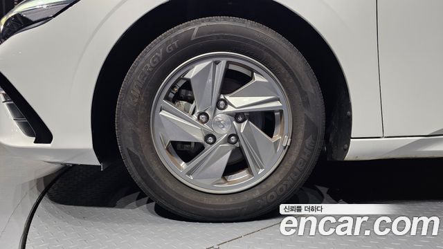 Hyundai AVANTE 2024 — photo 5