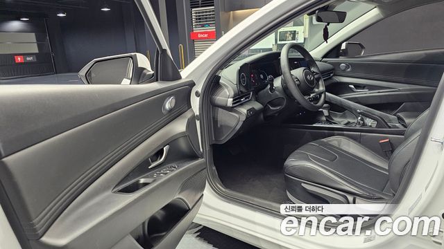 Hyundai AVANTE 2024 — photo 13