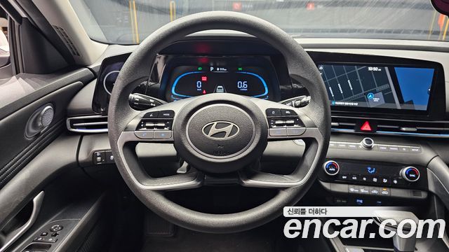 Hyundai AVANTE 2024 — photo 19