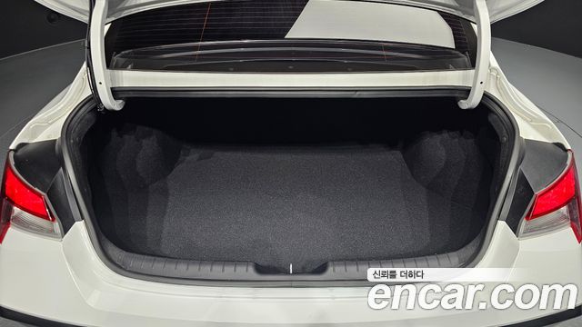 Hyundai AVANTE 2024 — photo 26