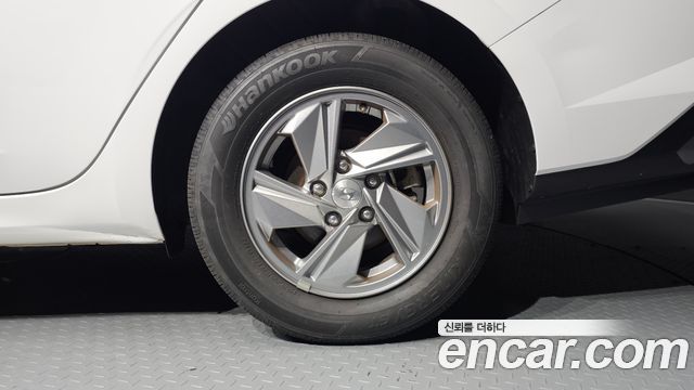 Hyundai AVANTE 2024 — photo 7