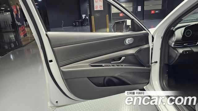 Hyundai AVANTE 2024 — photo 14