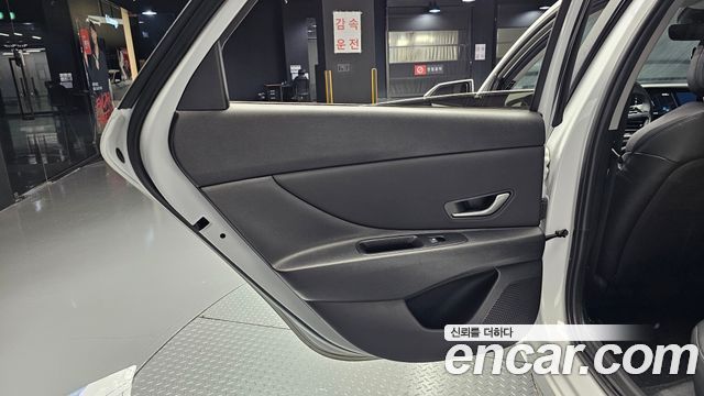 Hyundai AVANTE 2024 — photo 15