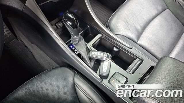 Hyundai Sonata 2012 — photo 9