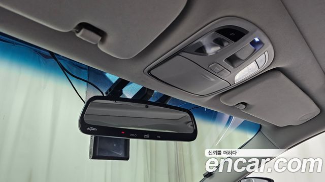 Hyundai Sonata 2012 — photo 17