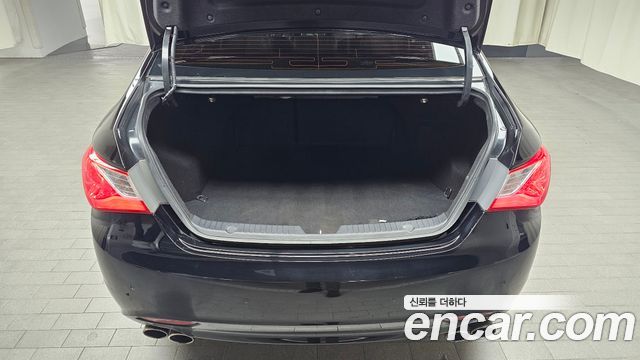 Hyundai Sonata 2012 — photo 20