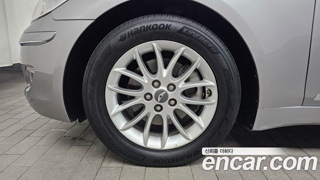 Hyundai Genesis 2009 — photo 5
