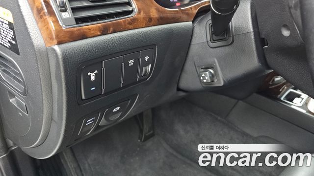 Hyundai Genesis 2009 — photo 14