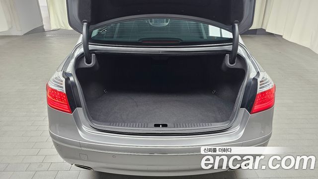 Hyundai Genesis 2009 — photo 20