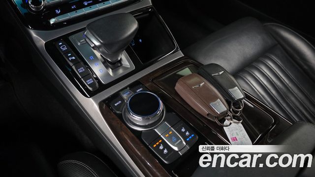 Genesis EQ900 2017 — photo 9