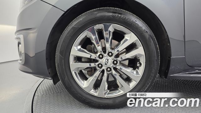 Kia Canival 2016 — photo 5