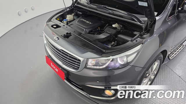 Kia Canival 2016 — photo 6