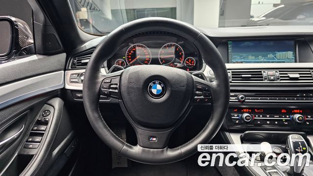 BMW 5-Series 2012 — photo 20