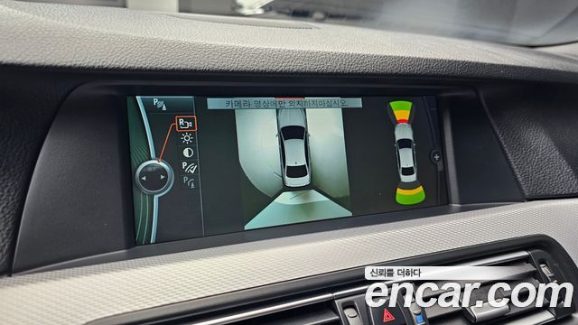 BMW 5-Series 2012 — photo 21