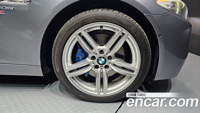 BMW 5-Series 2012 — photo 7