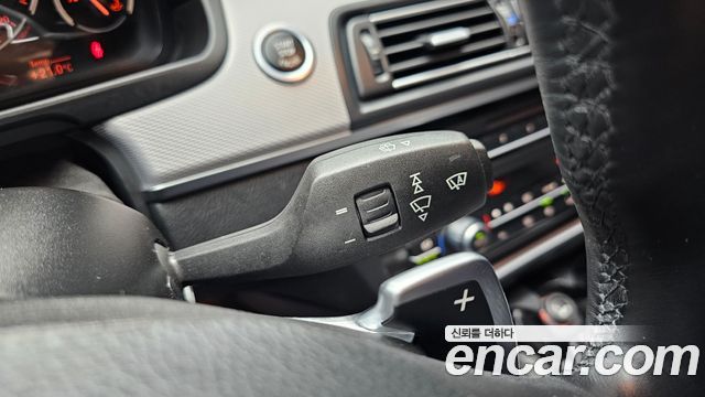 BMW 5-Series 2012 — photo 31