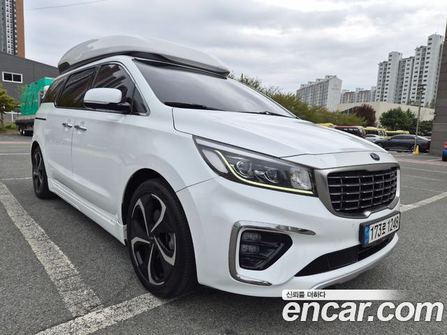 Kia Canival 2019 — photo 2