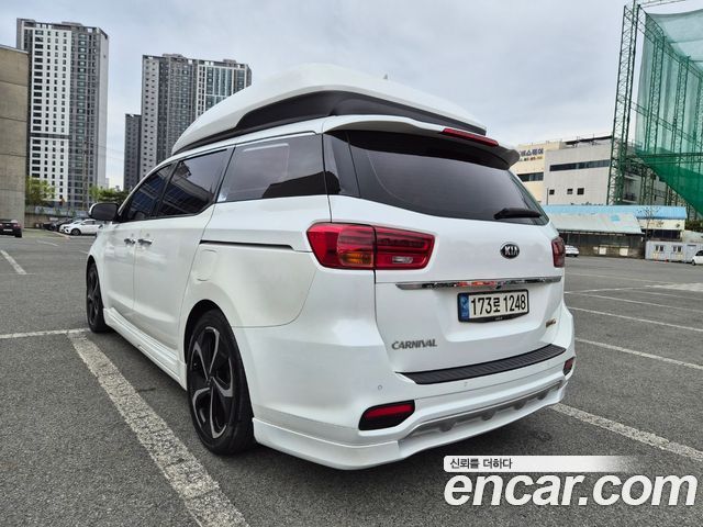 Kia Canival 2019 — photo 6