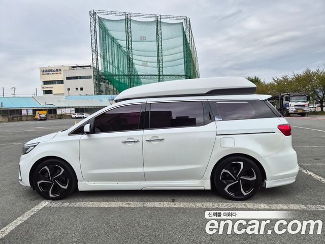 Kia Canival 2019 — photo 7