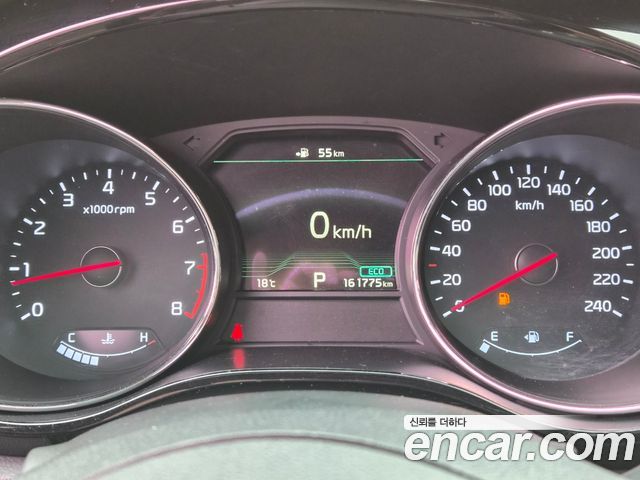 Kia Canival 2019 — photo 10