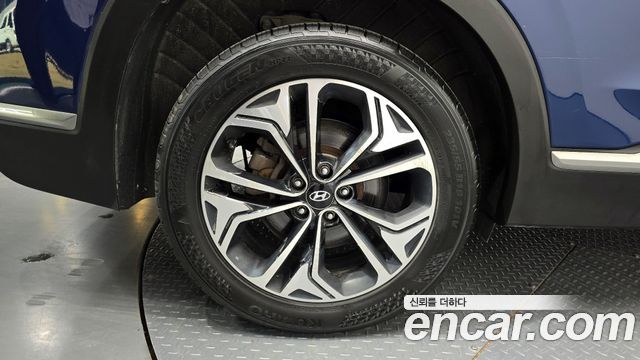 Hyundai Santafe 2019 — photo 5