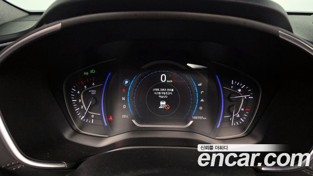 Hyundai Santafe 2019 — photo 11