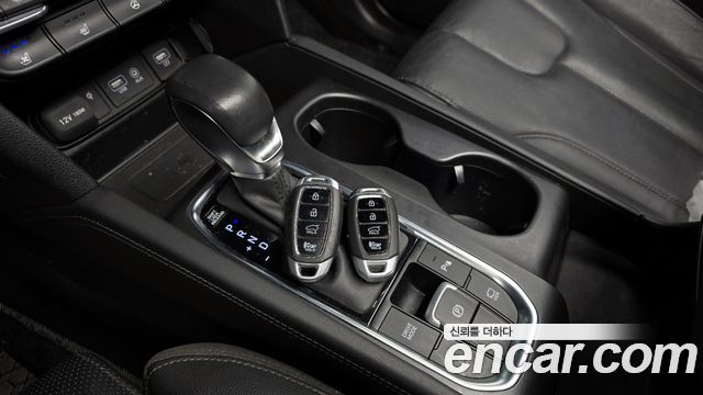 Hyundai Santafe 2019 — photo 12