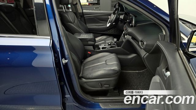 Hyundai Santafe 2019 — photo 17