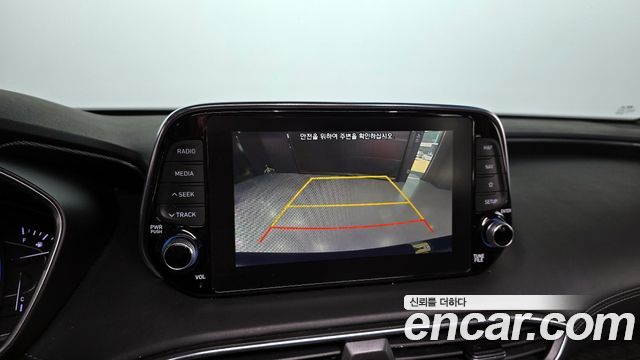 Hyundai Santafe 2019 — photo 20